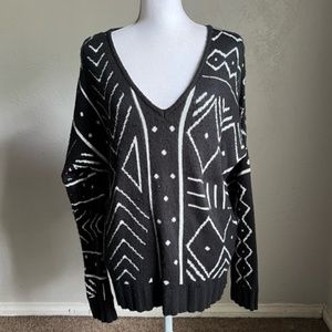 Jen’s Pirate Booty V Neck Double Layer Sweater S Black and White